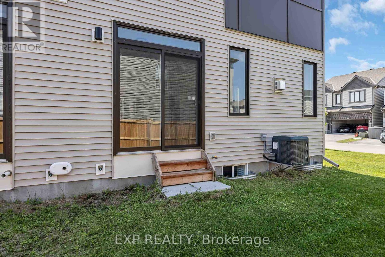 155 YEARLING CIRCLE - 41