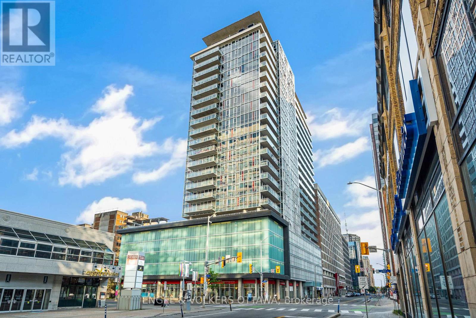 #1710 324 LAURIER AVENUE W - 1