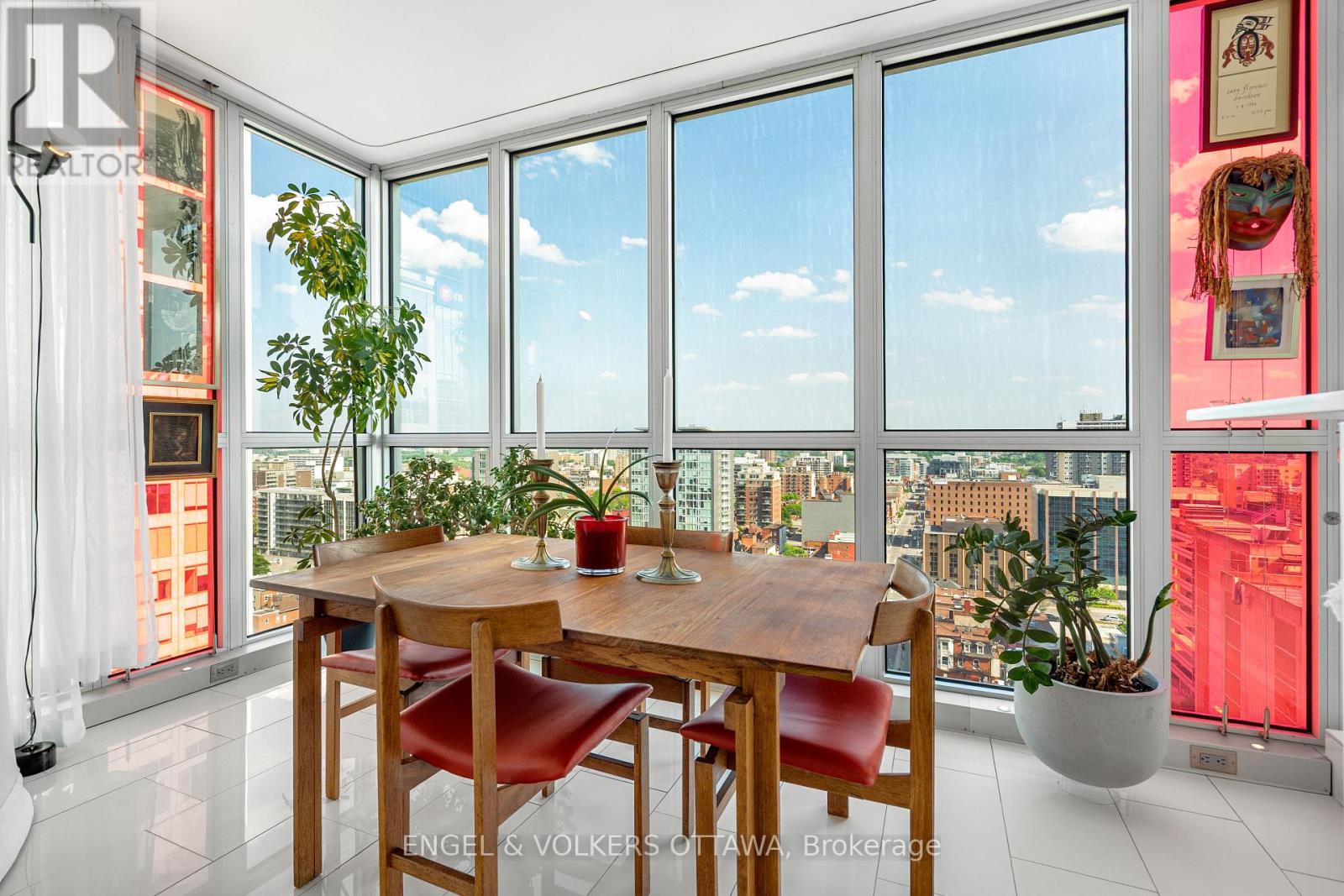 #1710 324 LAURIER AVENUE W - 20