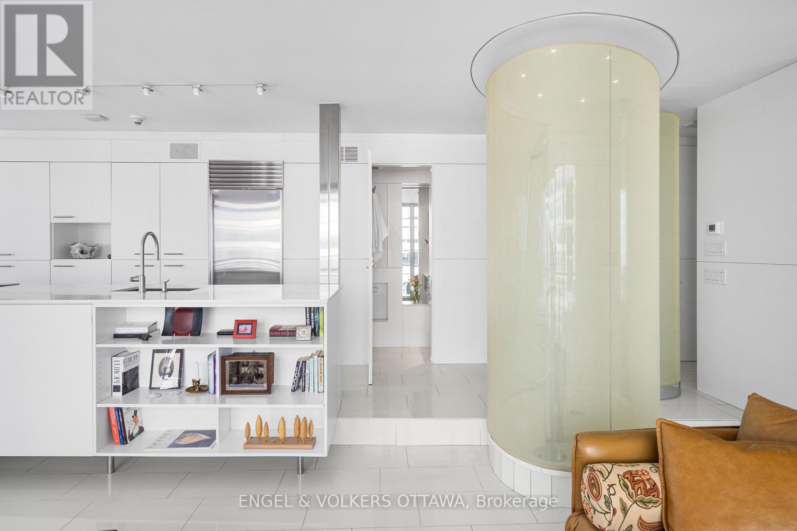 #1710 324 LAURIER AVENUE W - 40