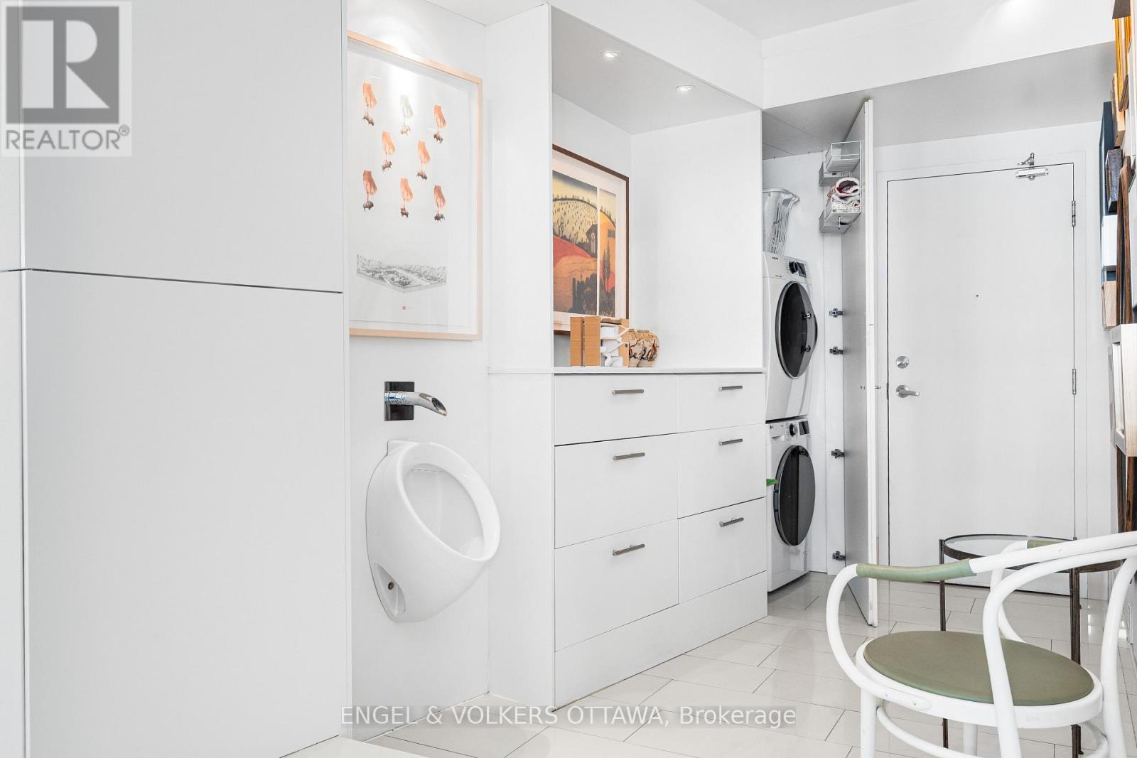 #1710 324 LAURIER AVENUE W - 43
