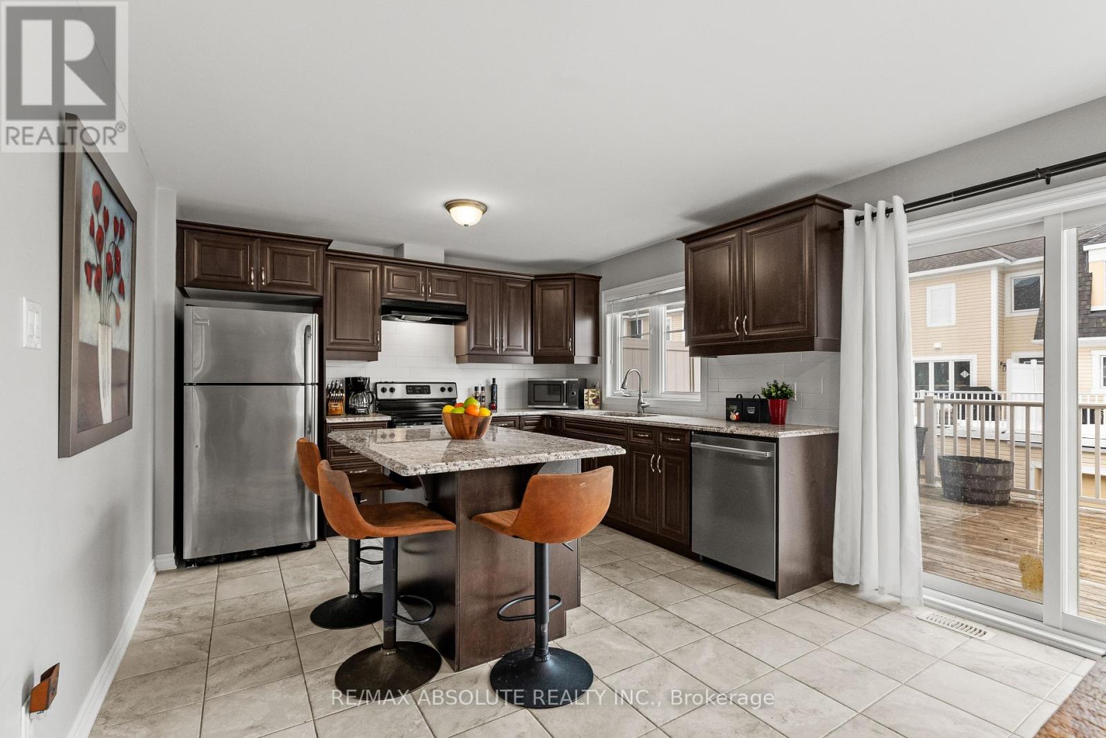 3 Bed, 3 Bath House for Sale in Ottawa – 98 BRISOTE LANE, Ottawa – MLS# X13532426 - Image 16