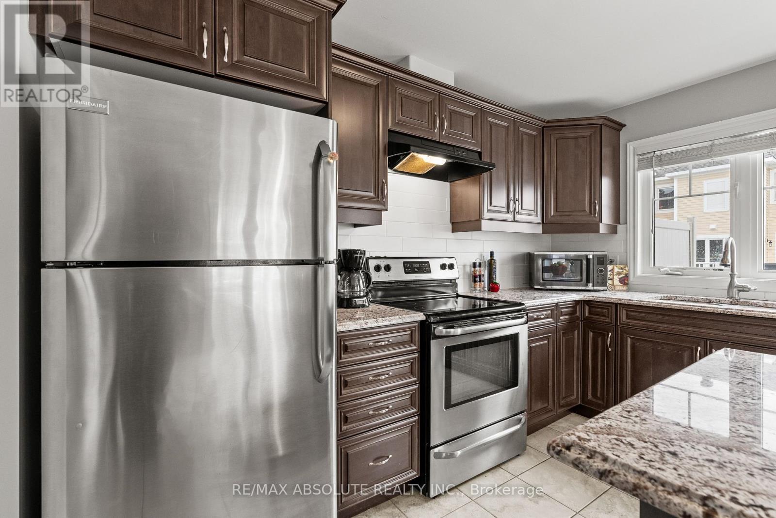 3 Bed, 3 Bath House for Sale in Ottawa – 98 BRISOTE LANE, Ottawa – MLS# X13532426 - Image 17