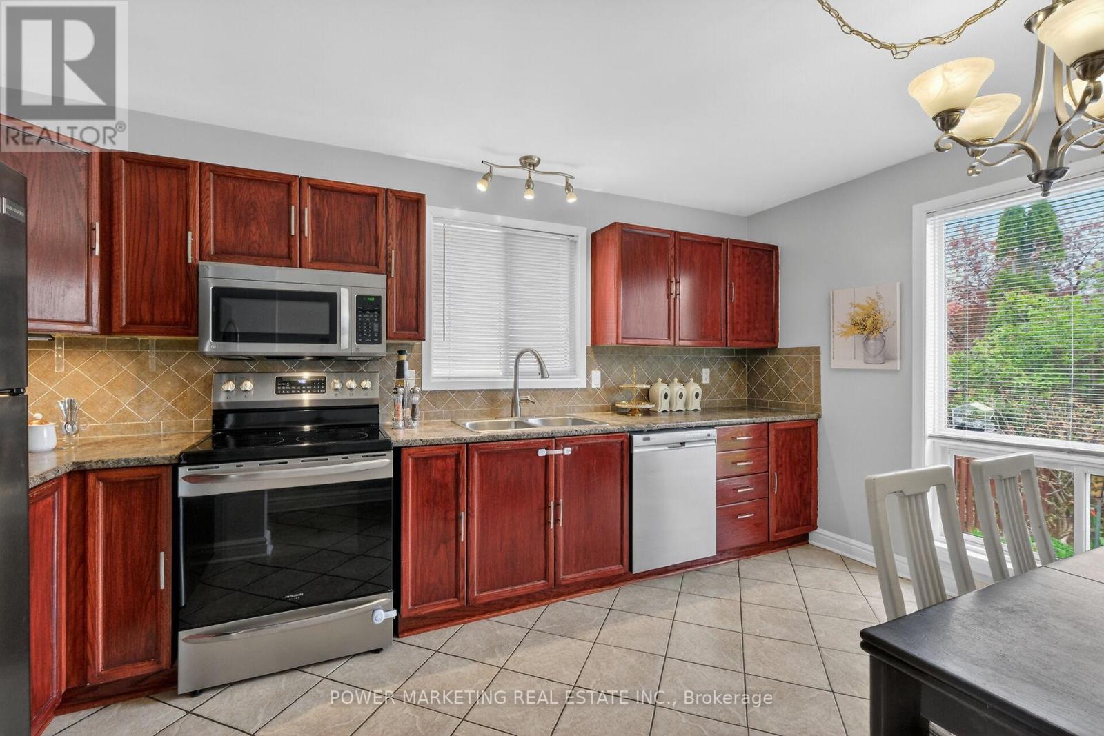 6451 VISENEAU DRIVE - 12