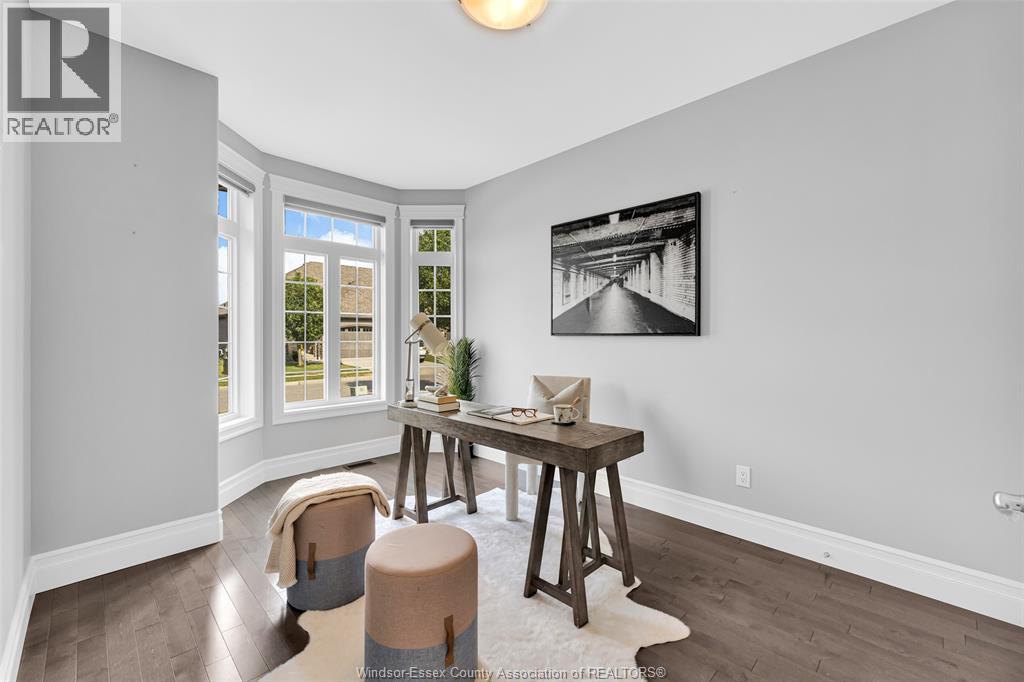 1701 CYPRESS - 21