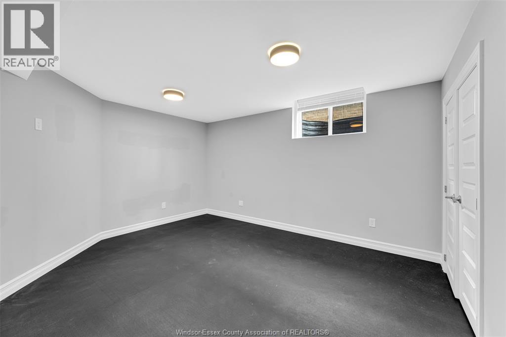 1701 CYPRESS - 28