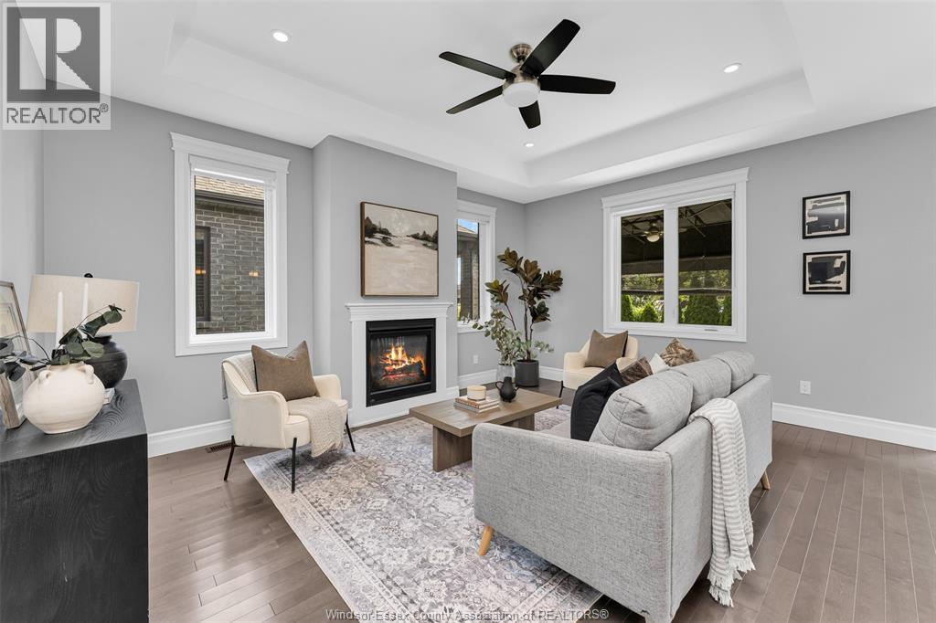 1701 CYPRESS - 9