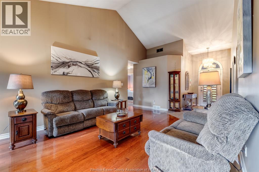 21 Conservation BOULEVARD - 6
