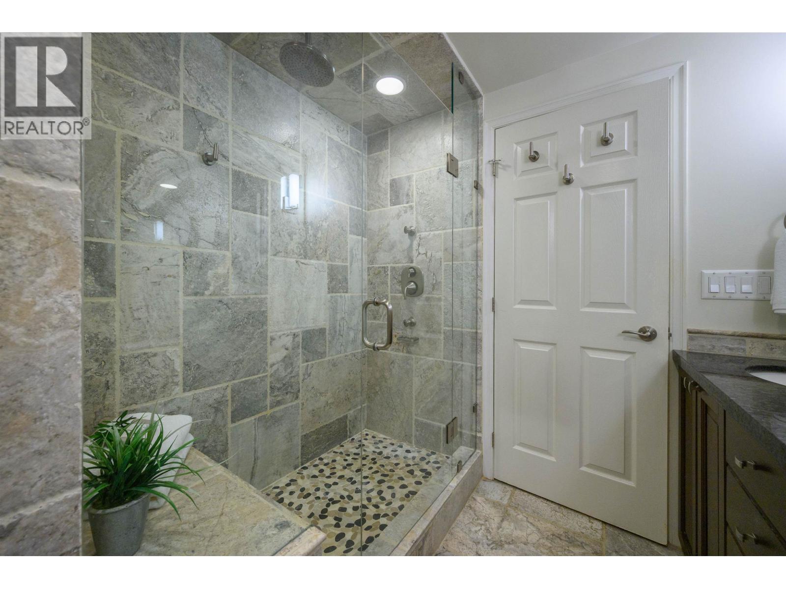 1505 160 W KEITH ROAD, North Vancouver