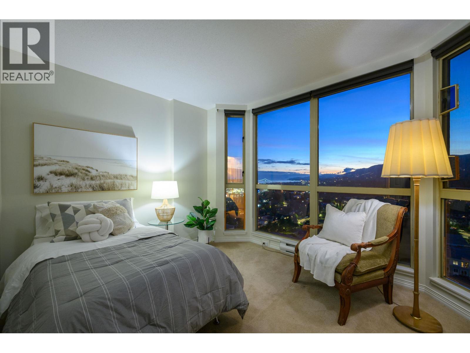 1505 160 W KEITH ROAD, North Vancouver