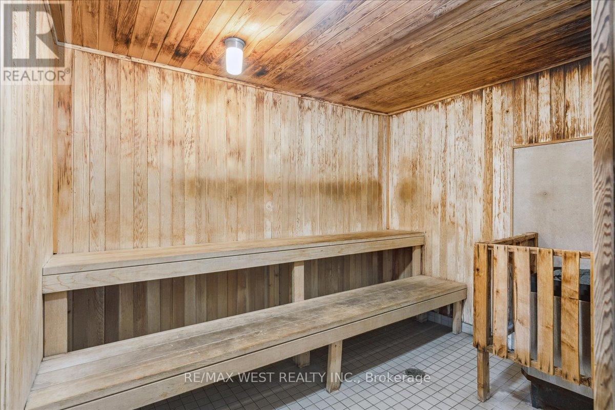#905 26 HANOVER ROAD - 9