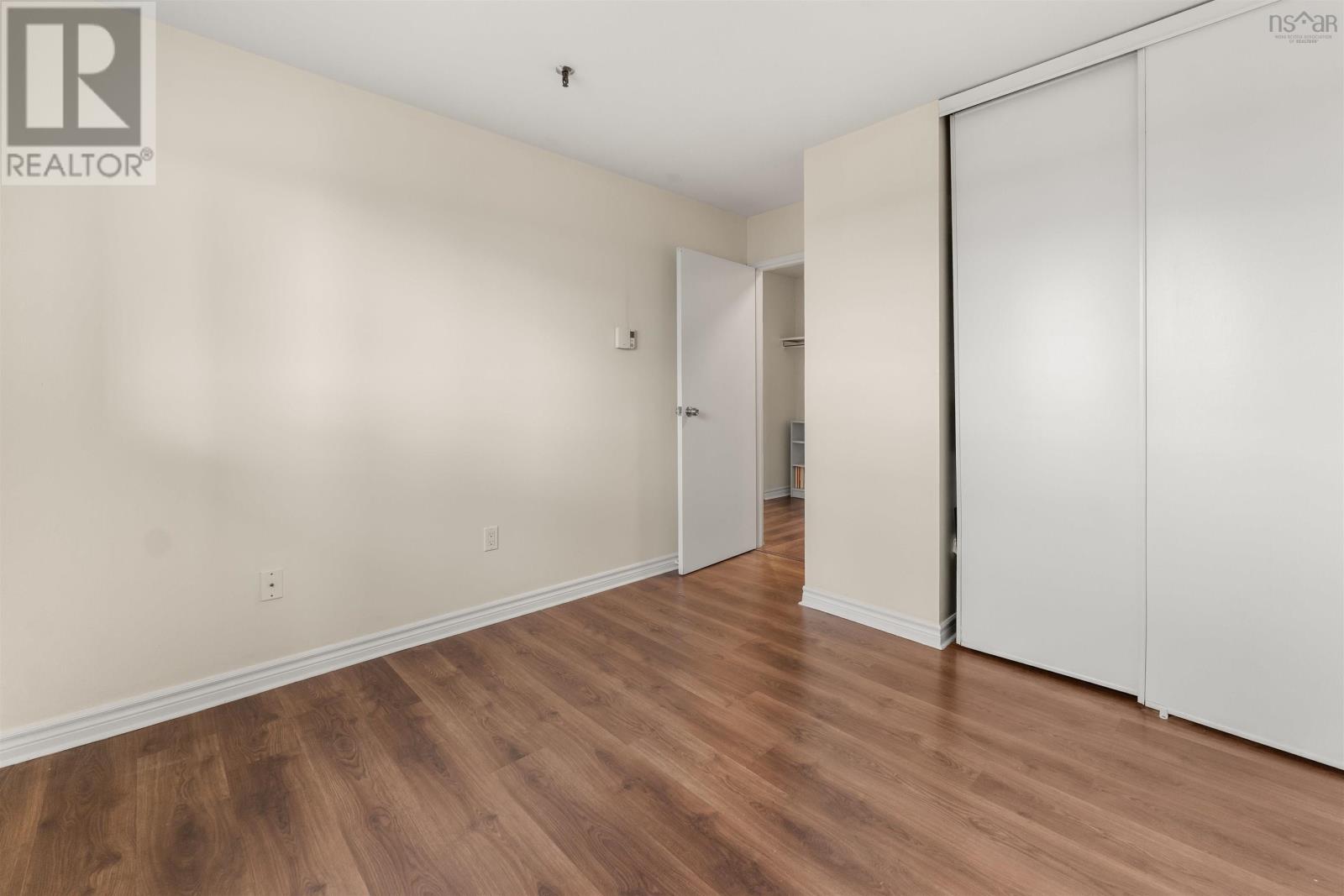 #346 281 Windmill Road - 21