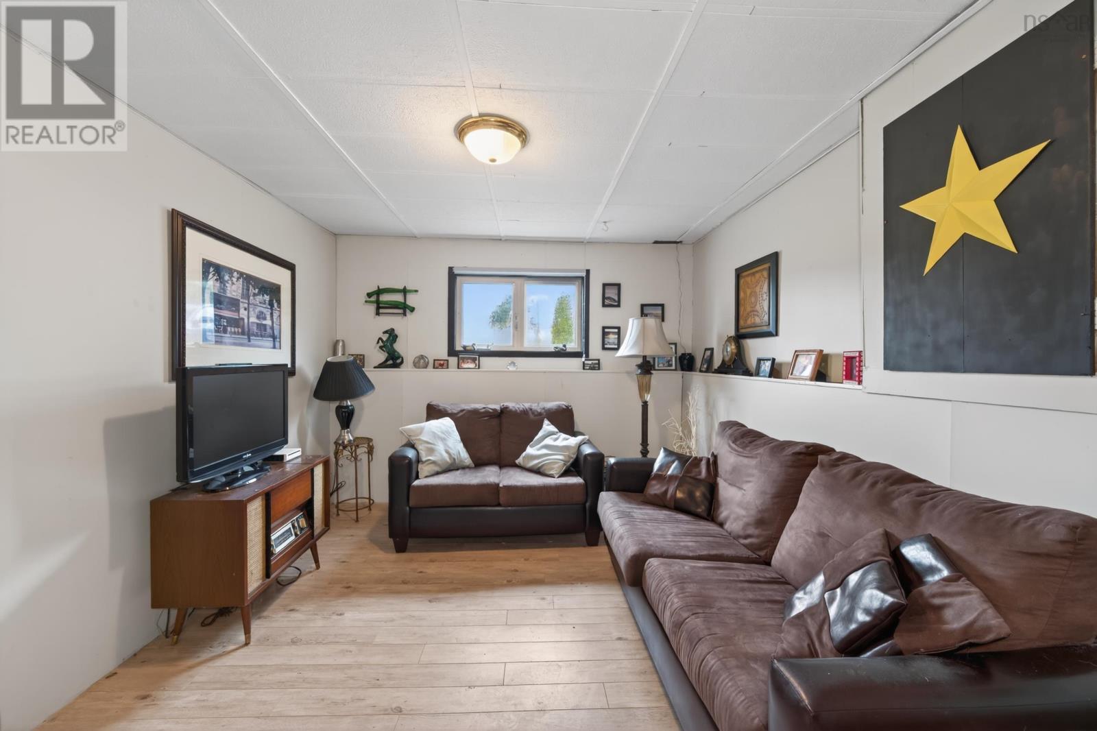 167 Smiths Point Road - 26