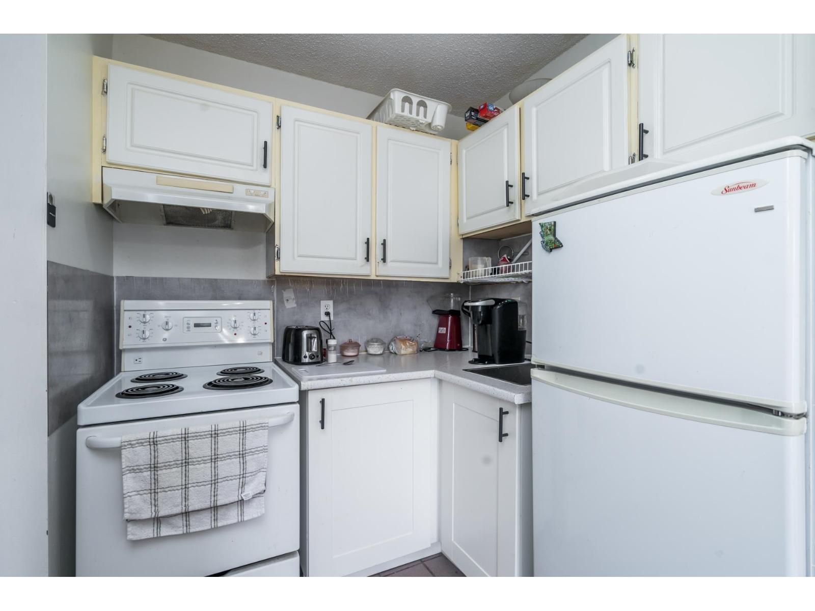 204 9477 COOK STREET, Chilliwack Proper West, Chilliwack
