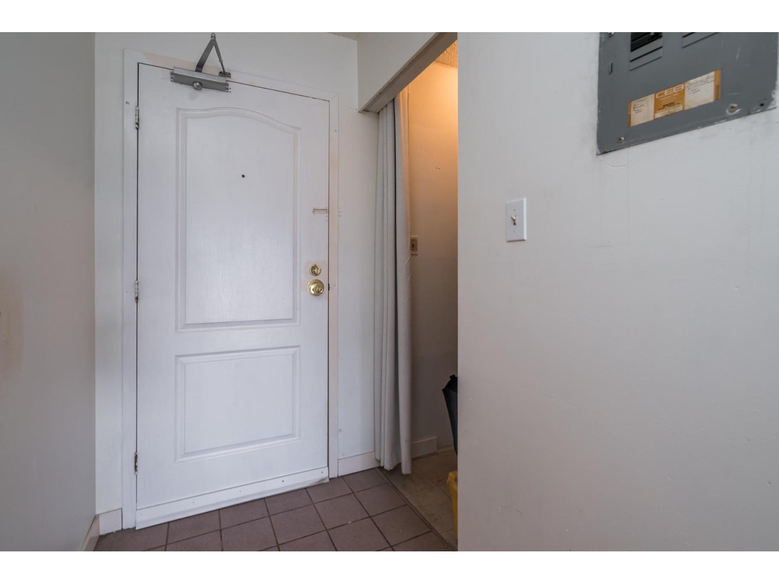 204 9477 COOK STREET, Chilliwack Proper West, Chilliwack