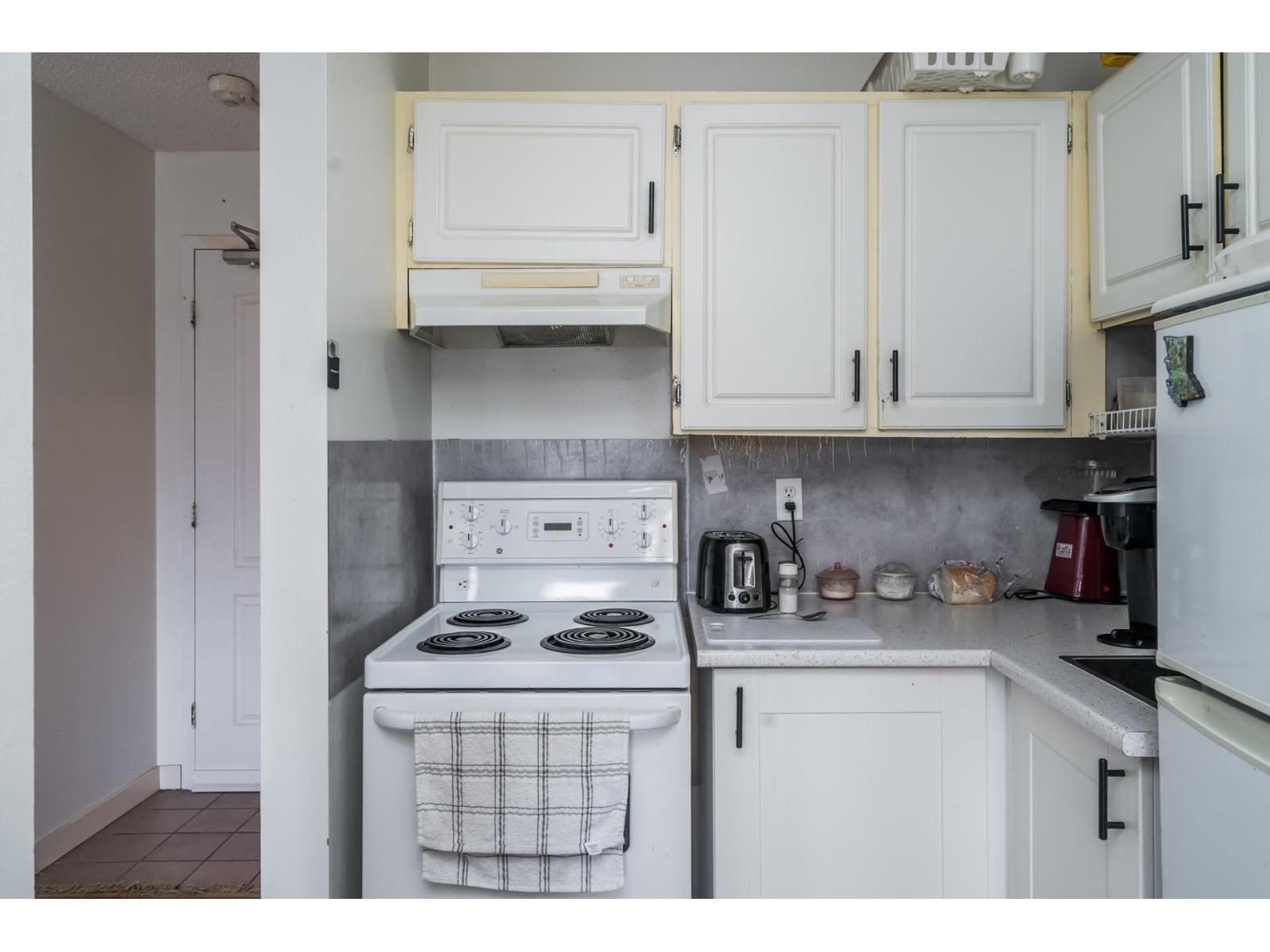 204 9477 COOK STREET, Chilliwack Proper West, Chilliwack