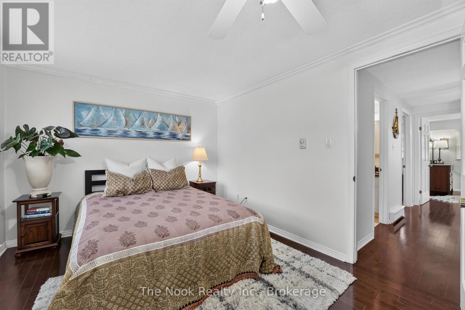 #12 91 LIVINGSTON AVENUE - 31