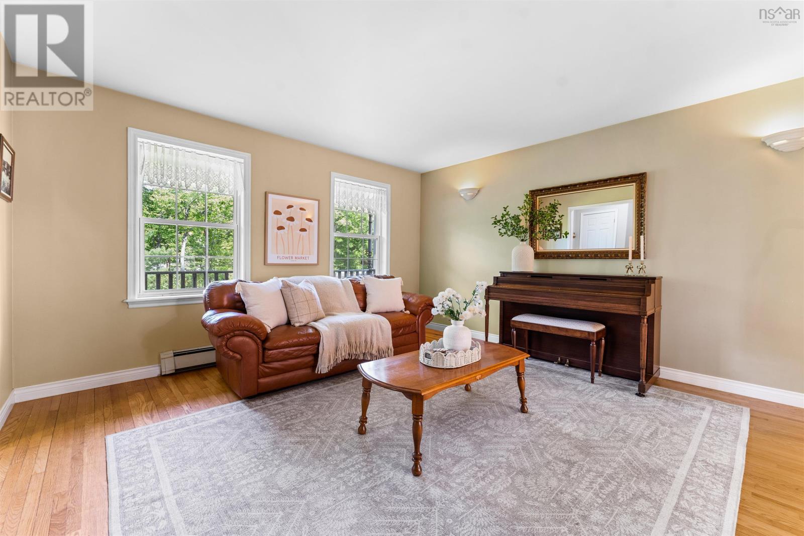 111 St George Boulevard - 25