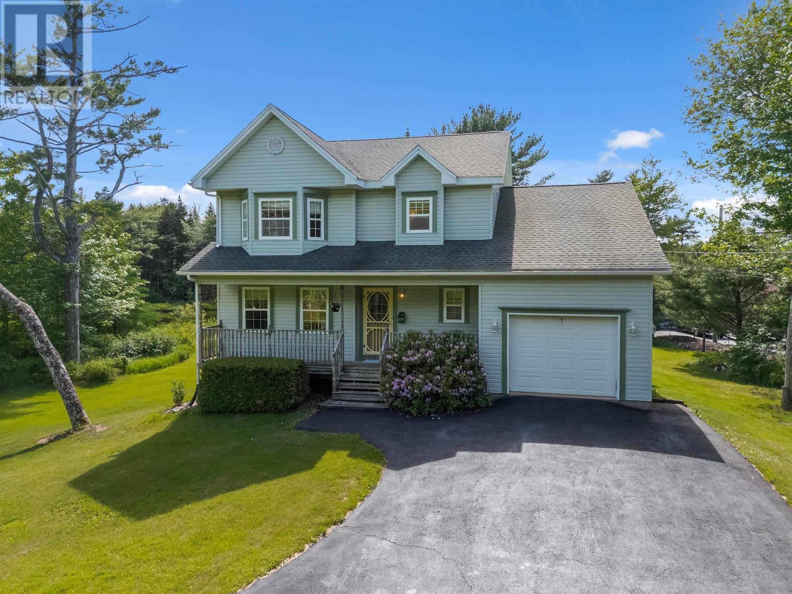 111 St George Boulevard - 2