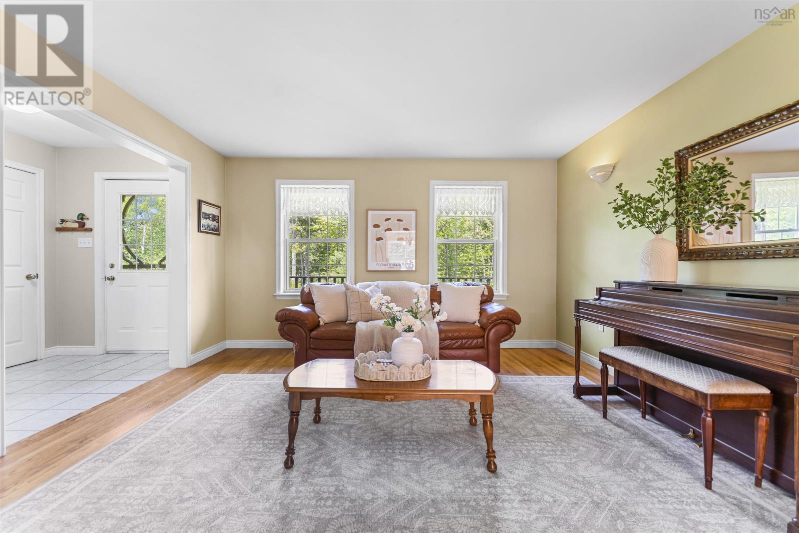 111 St George Boulevard - 23