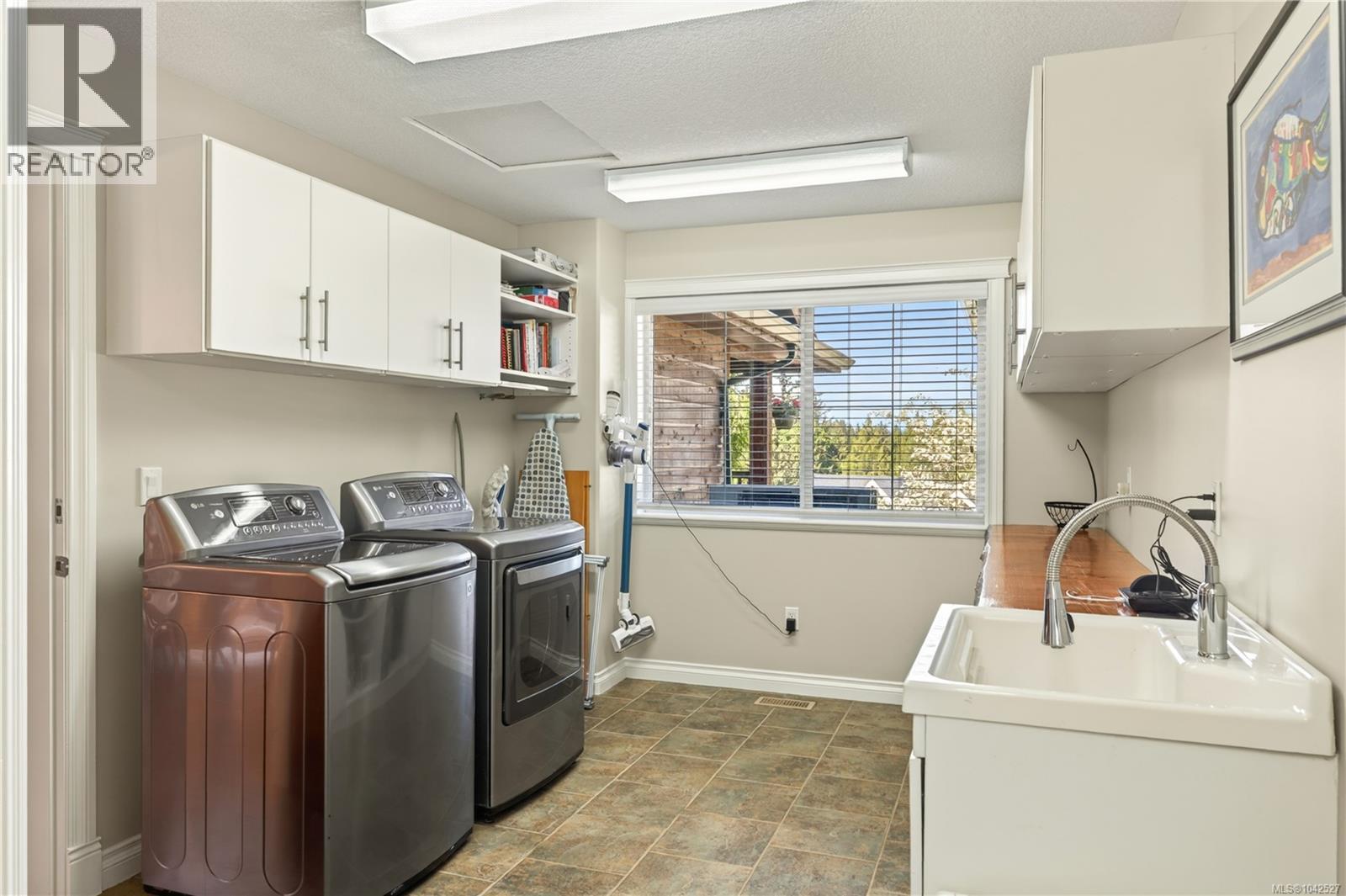 775 Southland Way - 38