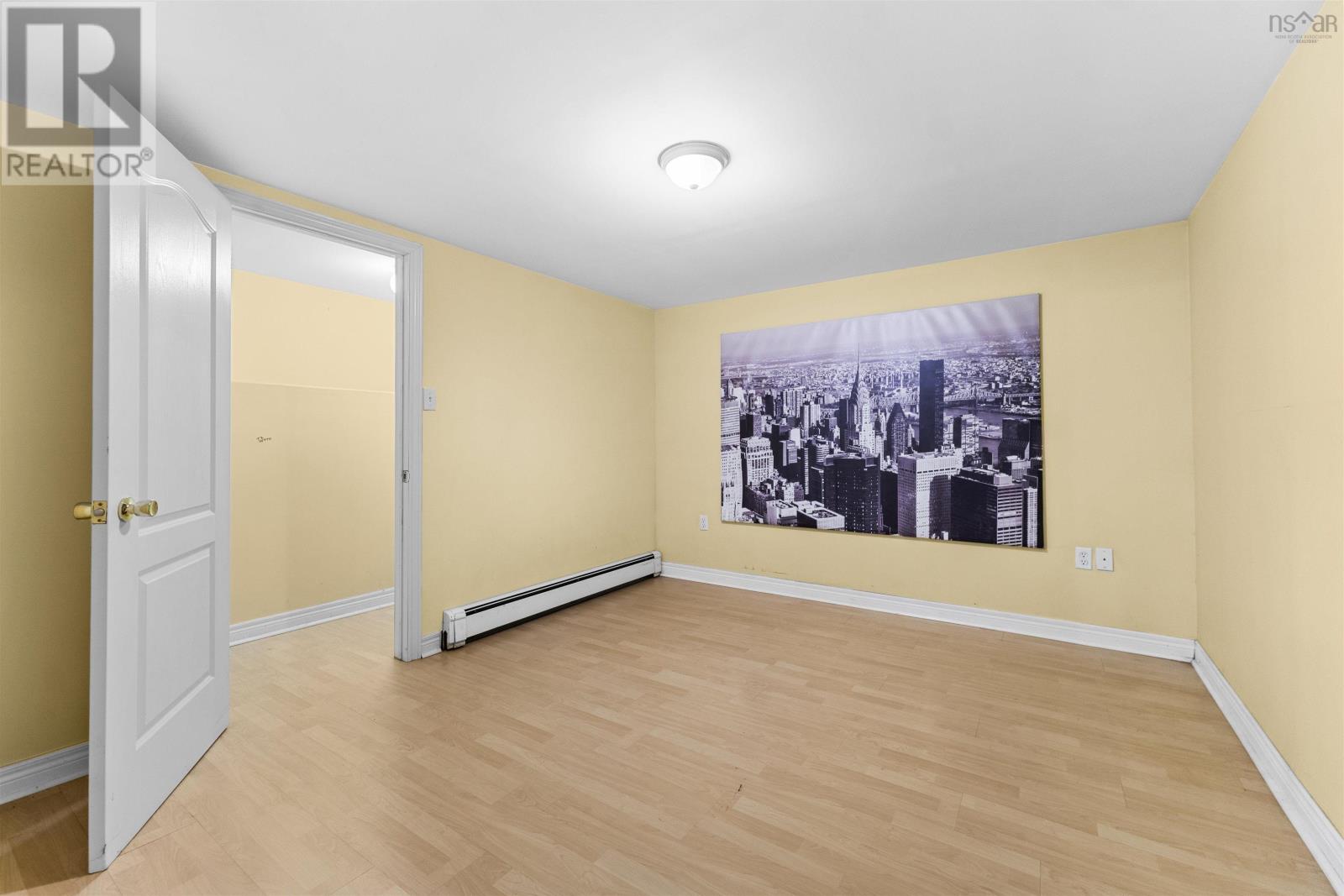 111 St George Boulevard - 44