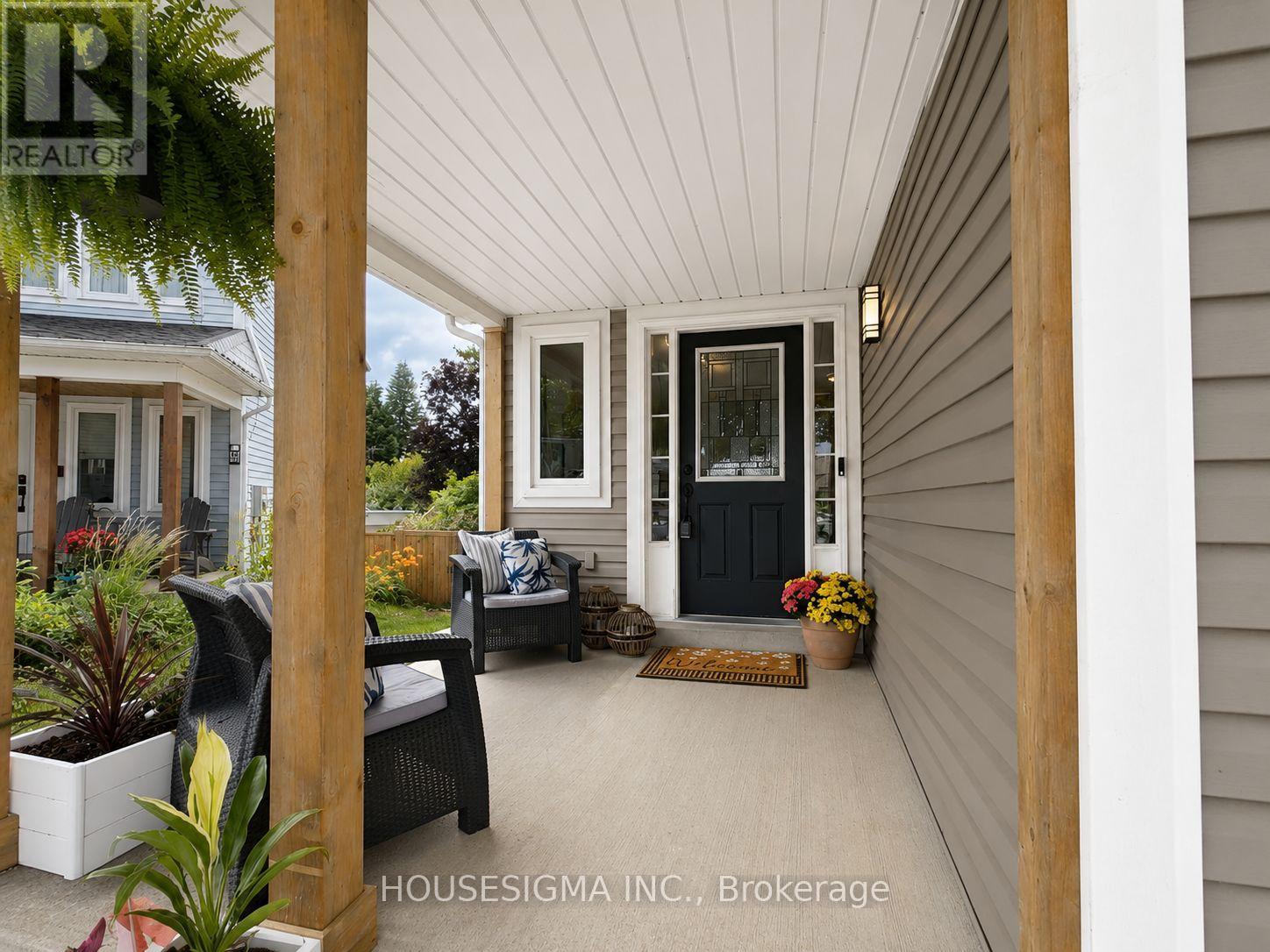 114 ZACHARY PLACE - 1