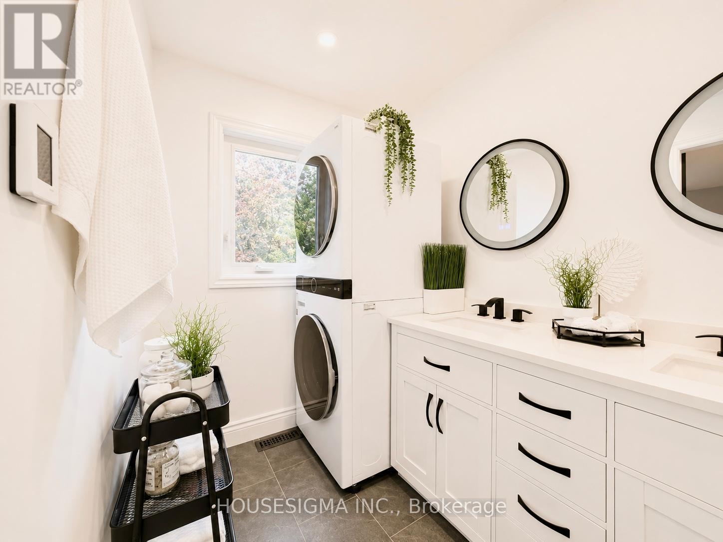 114 ZACHARY PLACE - 24