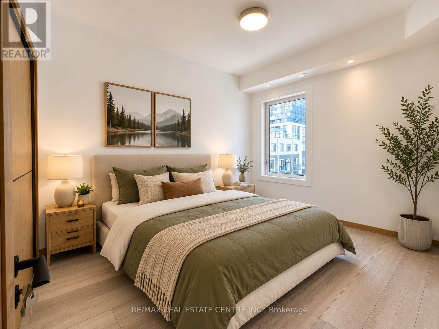 #307 3425 SHEPPARD AVENUE E - 15
