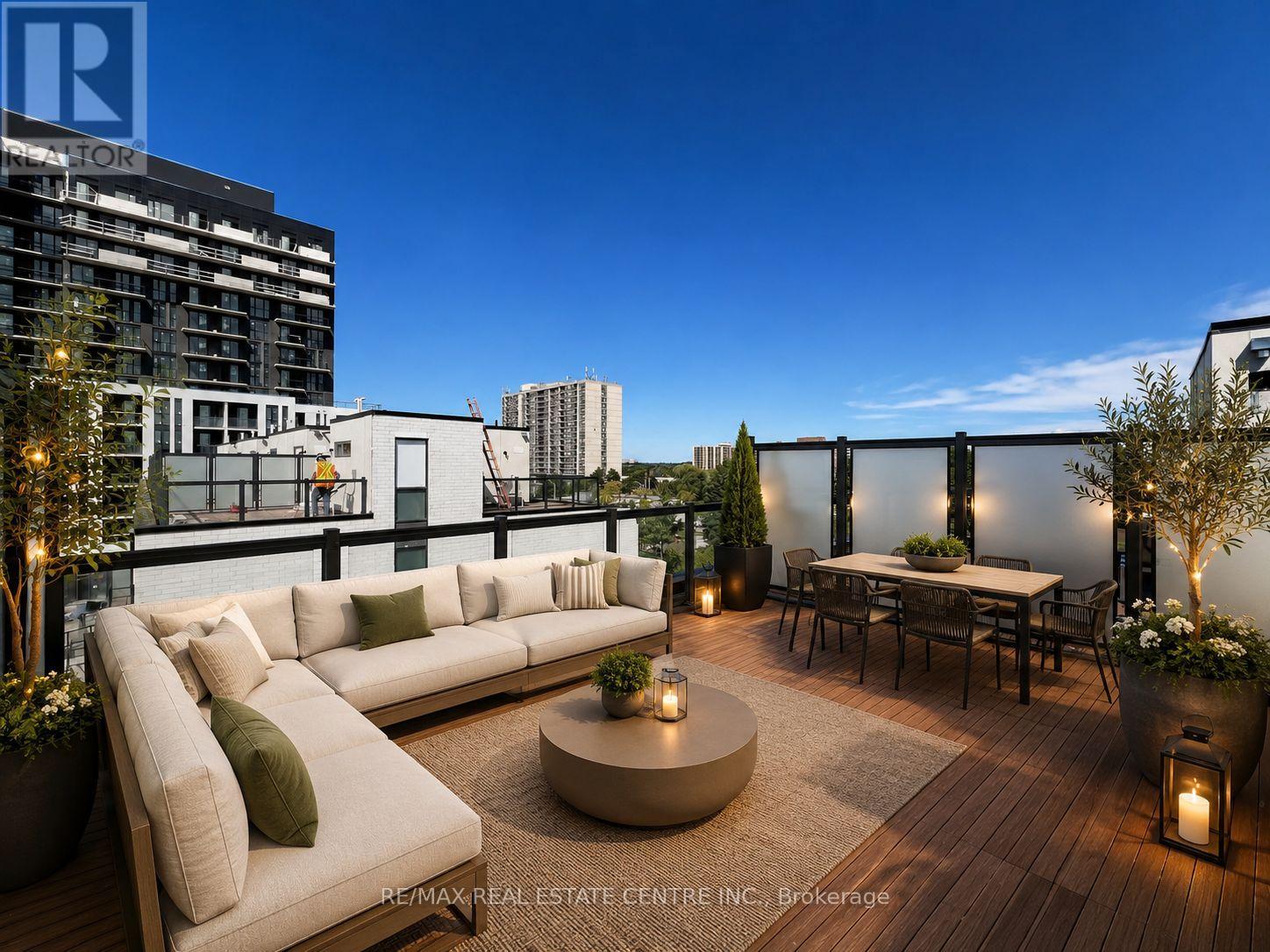 #307 3425 SHEPPARD AVENUE E - 22