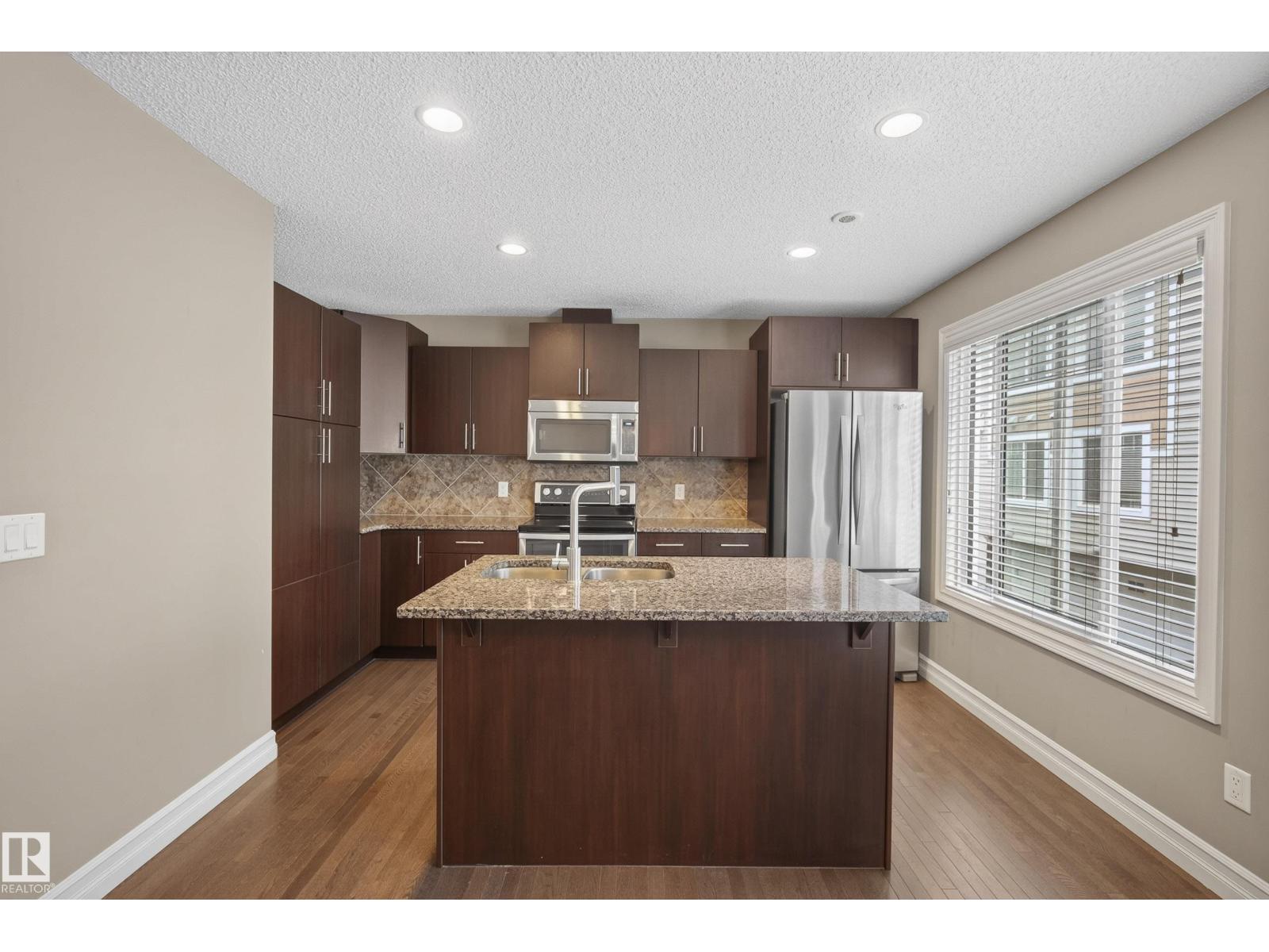 #53 3625 144 AV NW - 16