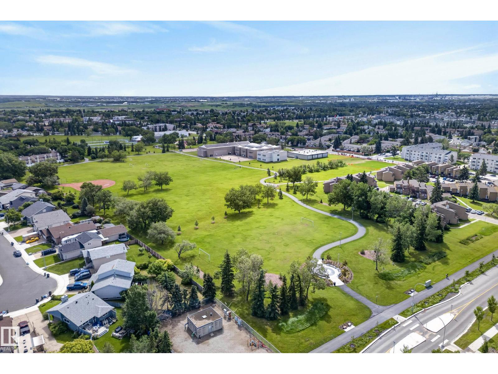 #53 3625 144 AV NW - 44