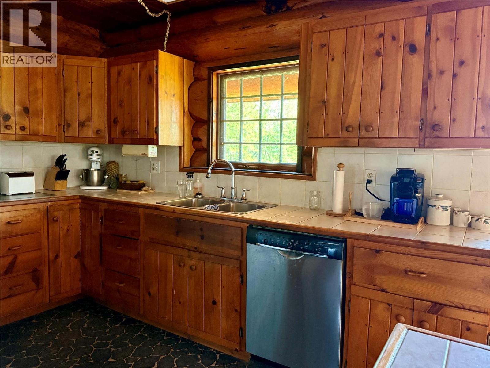 9843 231 Road, Dawson Creek