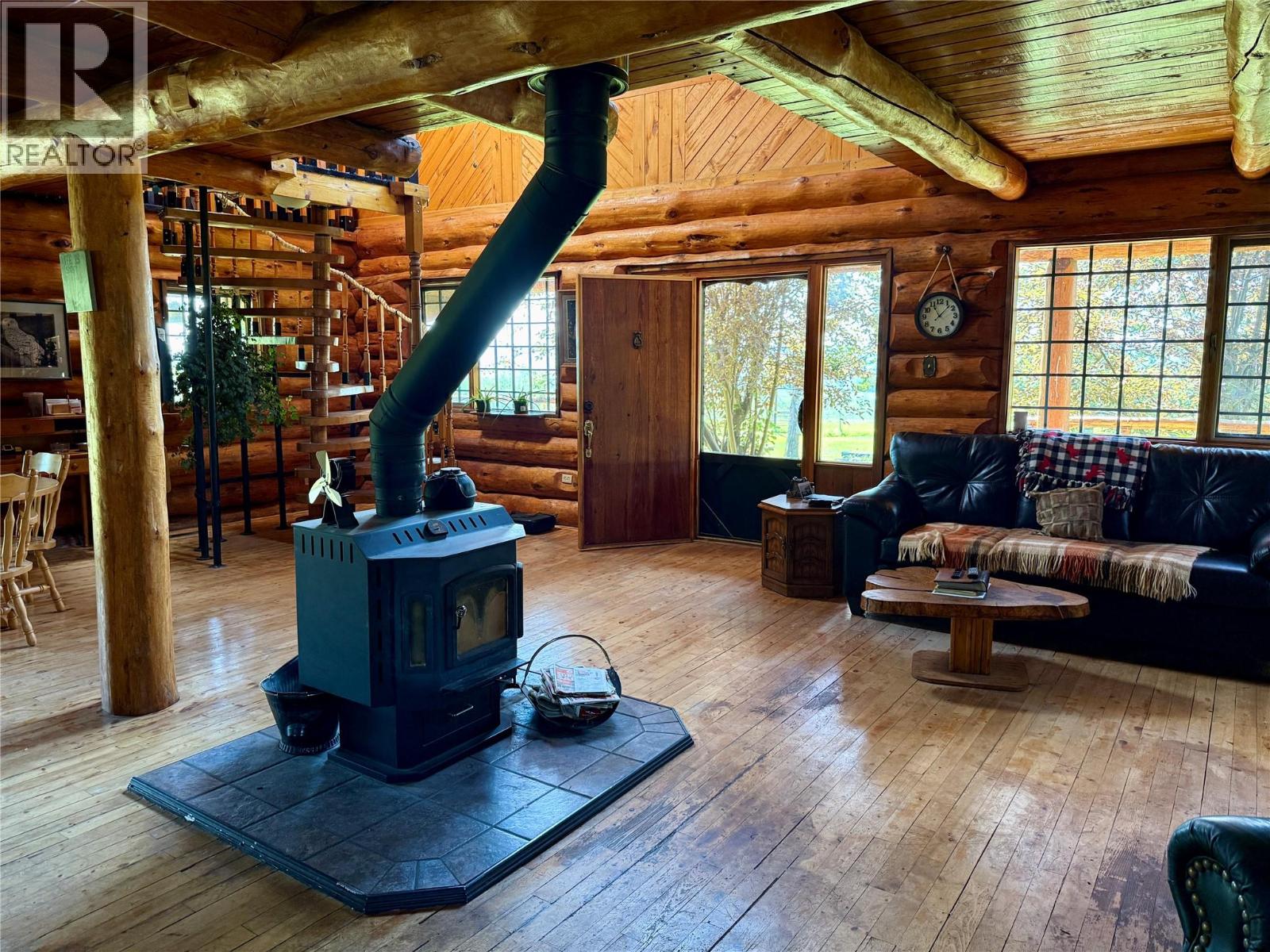 9843 231 Road, Dawson Creek