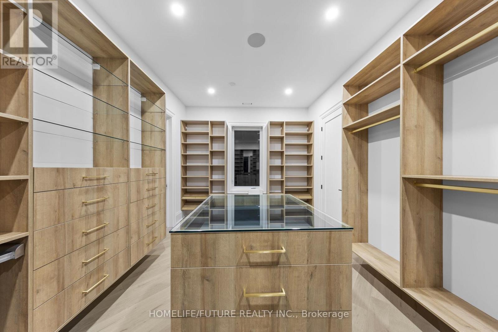 9 PLEASANT VALLEY DRIVE - 23