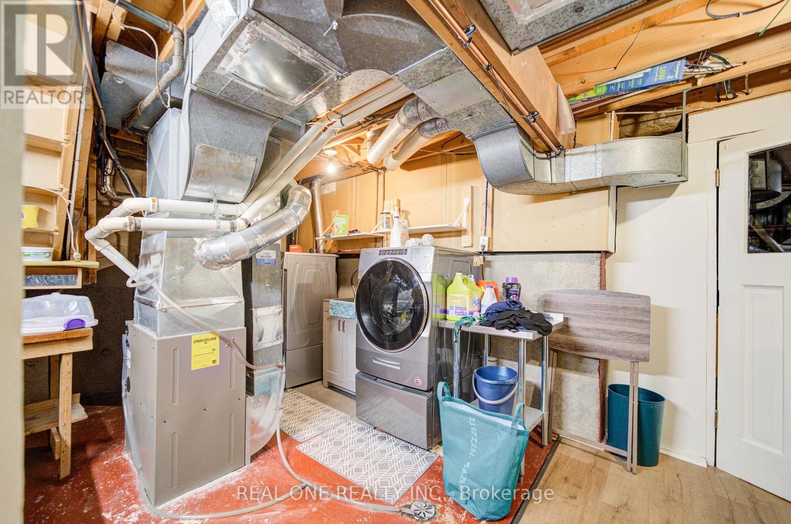 #30 1606 LANCASTER DRIVE - 37