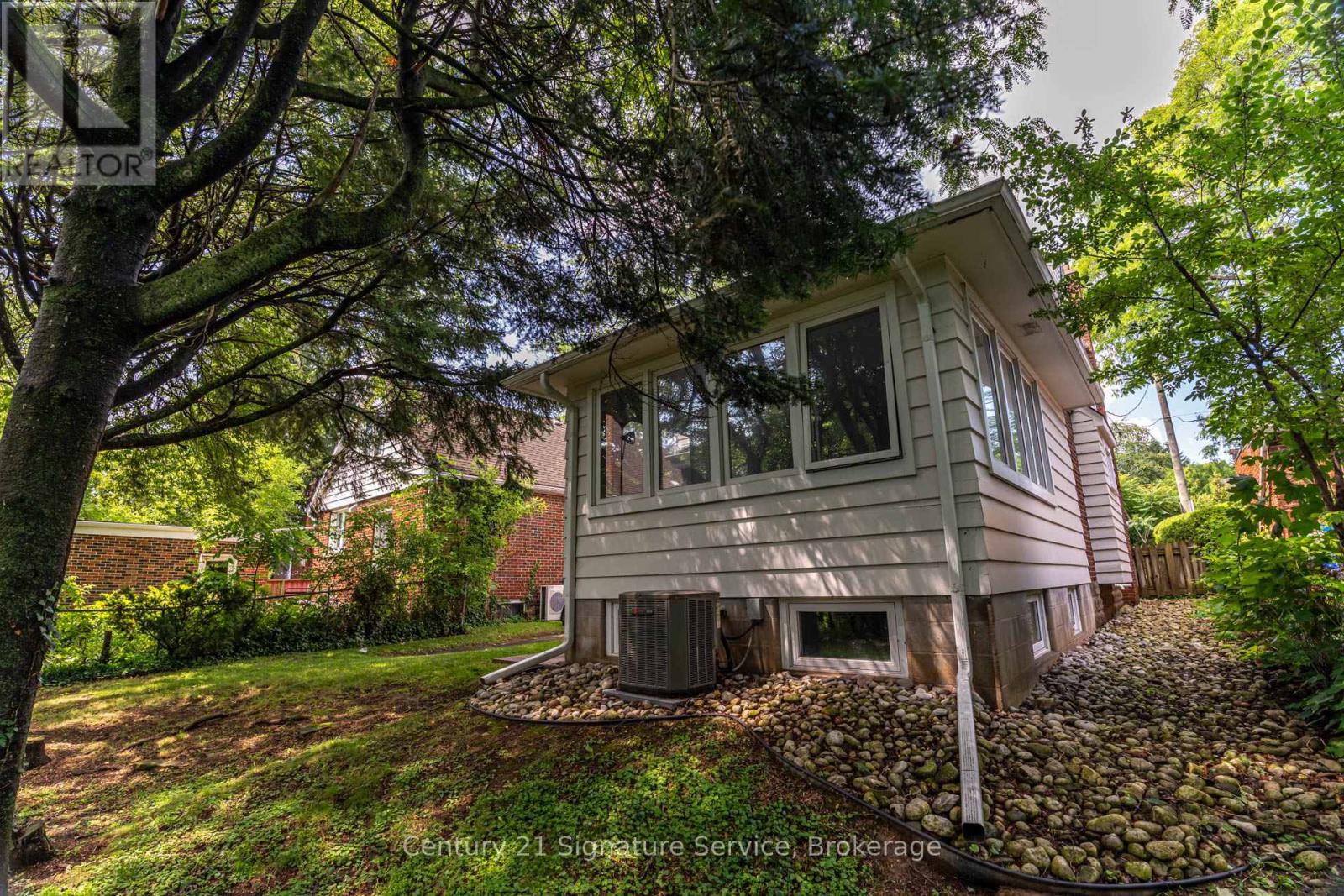 13 ALLAN AVENUE - Image 44