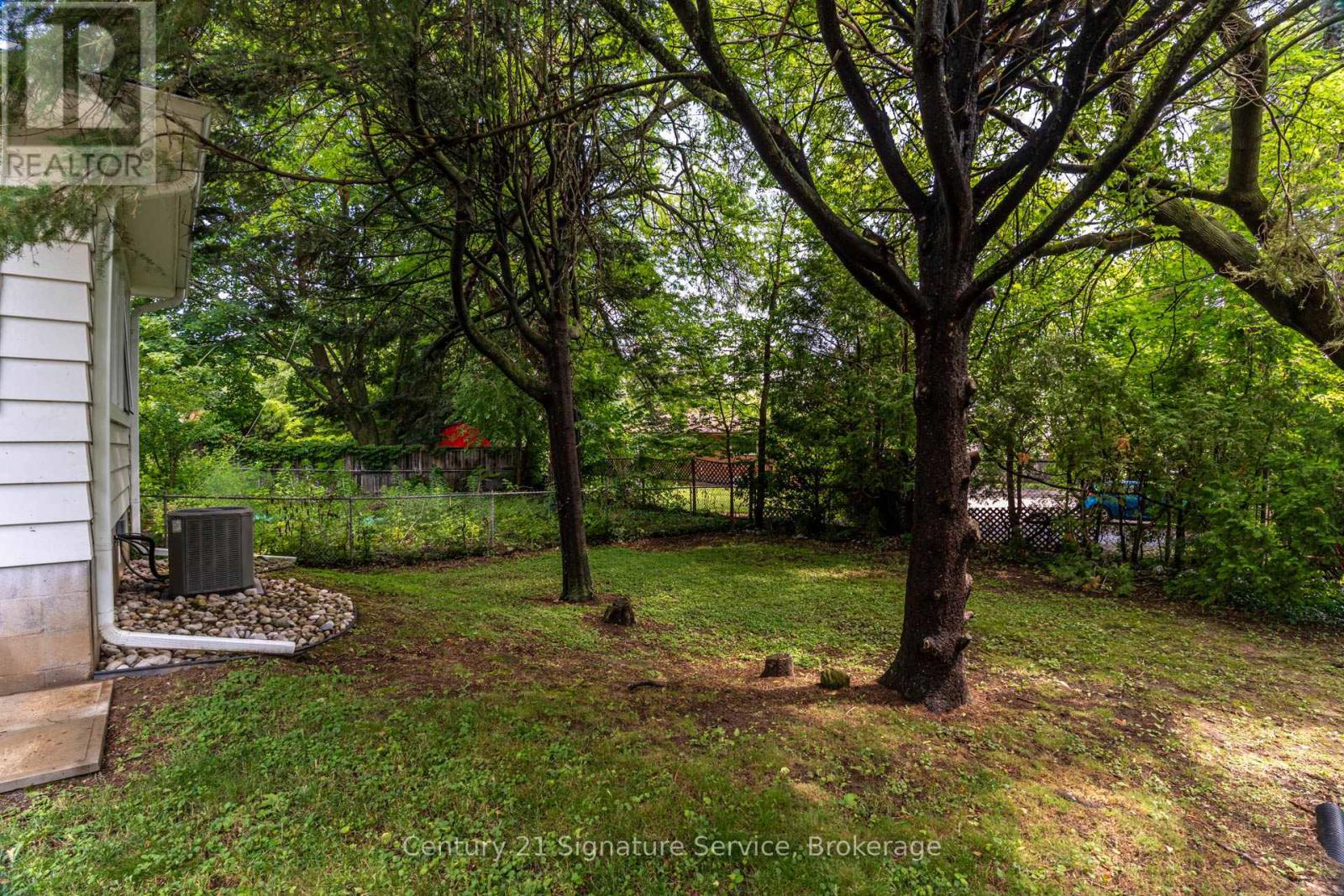 13 ALLAN AVENUE - 46