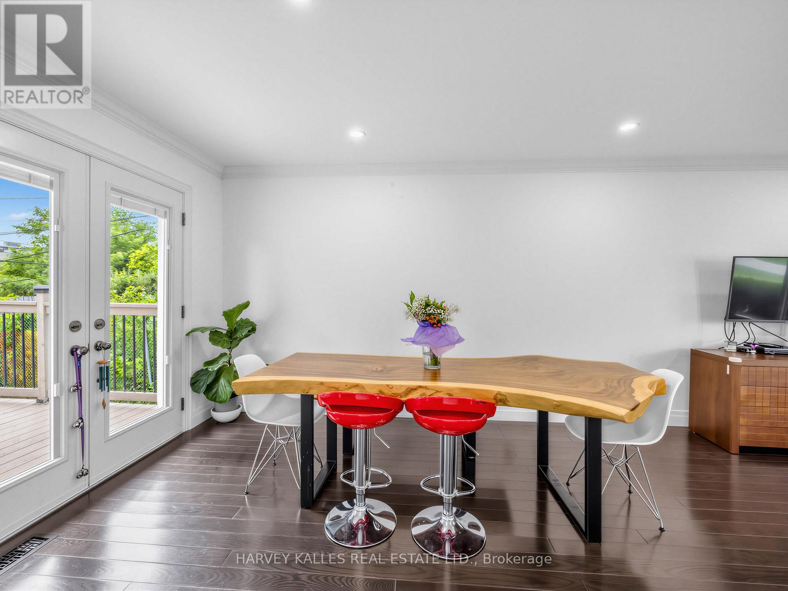 1228 PALLATINE DRIVE - 16