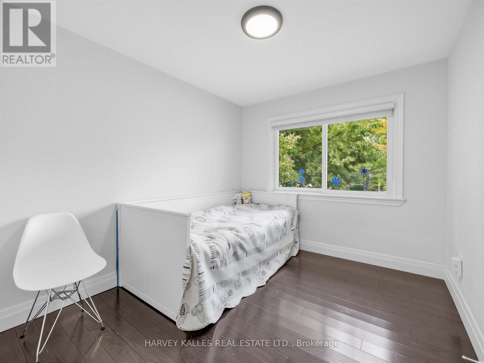 1228 PALLATINE DRIVE - 18