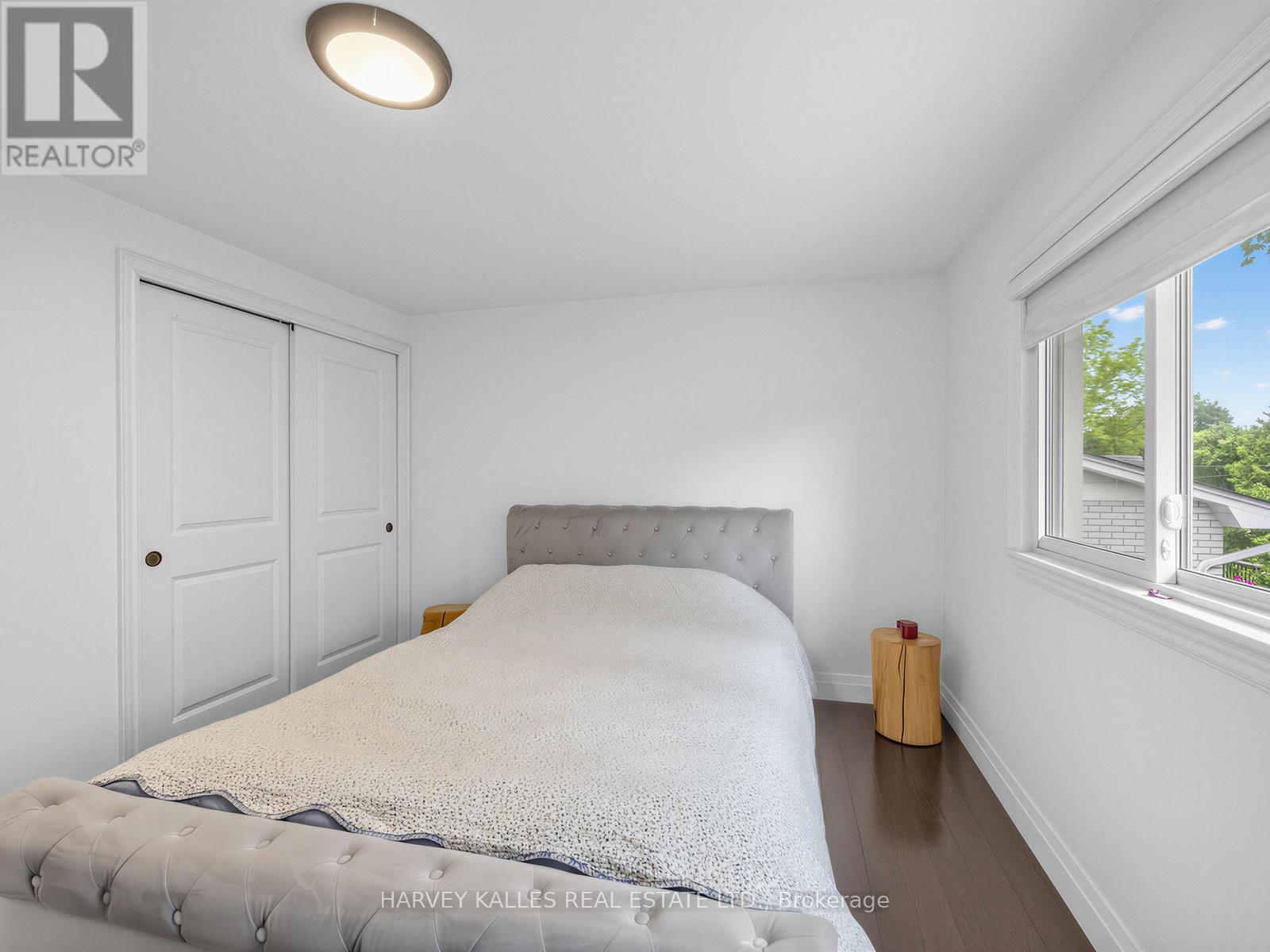 1228 PALLATINE DRIVE - 23