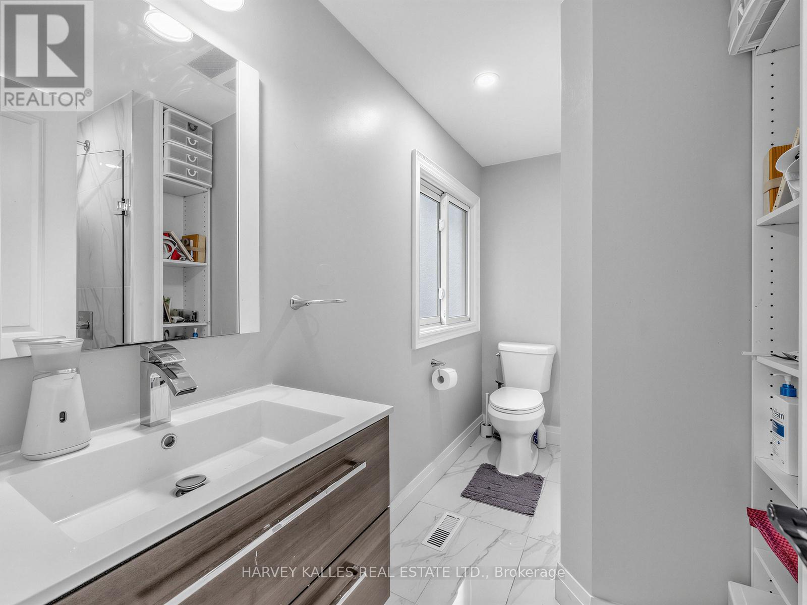 1228 PALLATINE DRIVE - 24