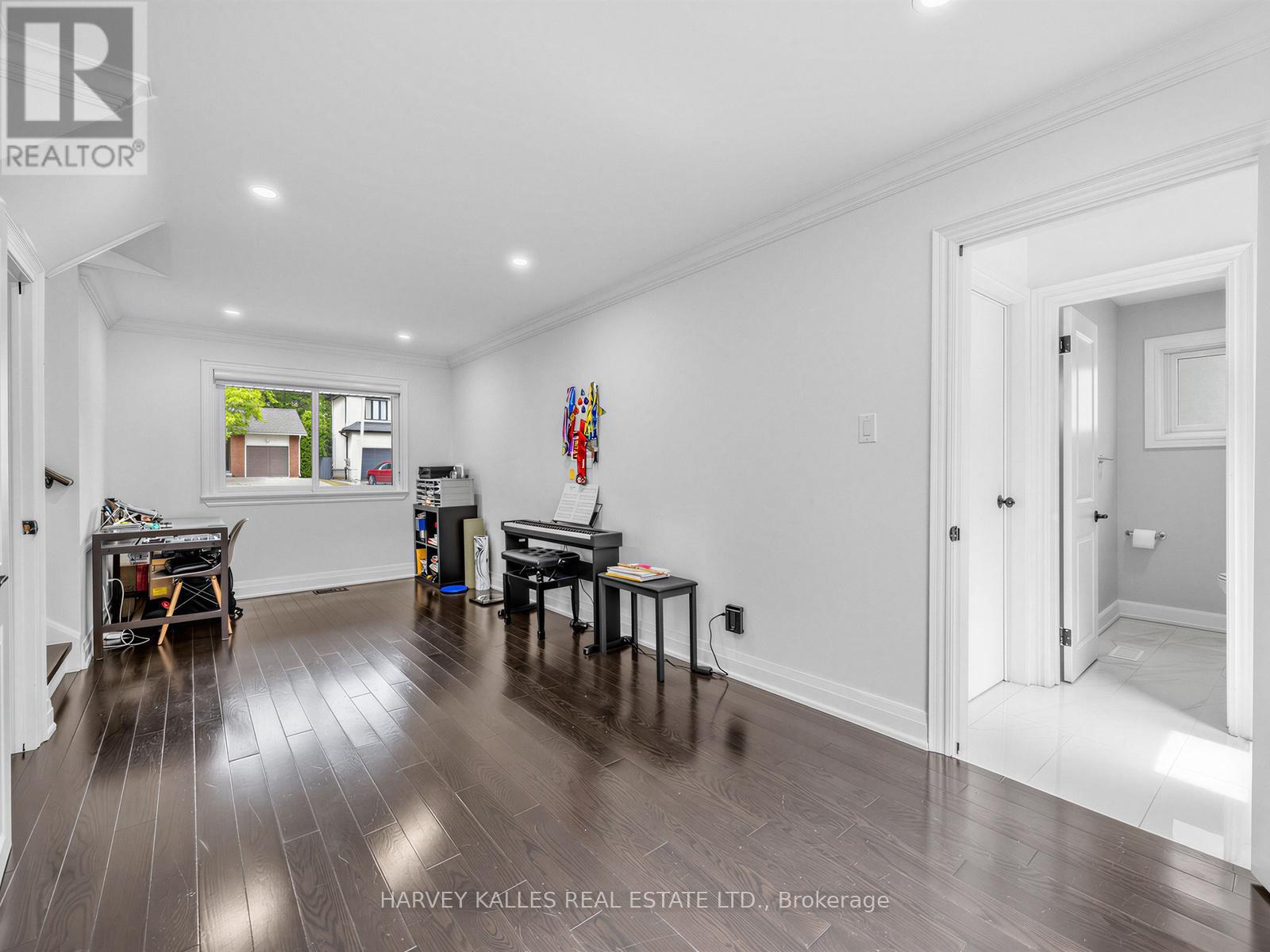 1228 PALLATINE DRIVE - 27