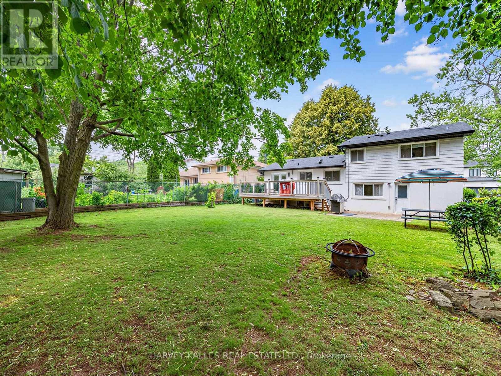 1228 PALLATINE DRIVE - 38