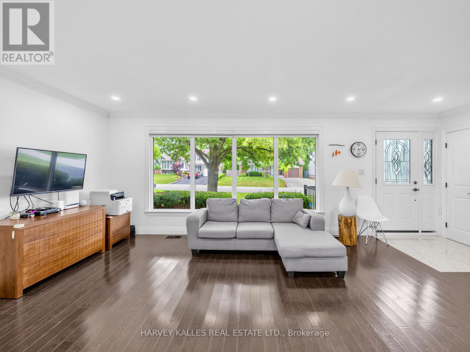 1228 PALLATINE DRIVE - 5