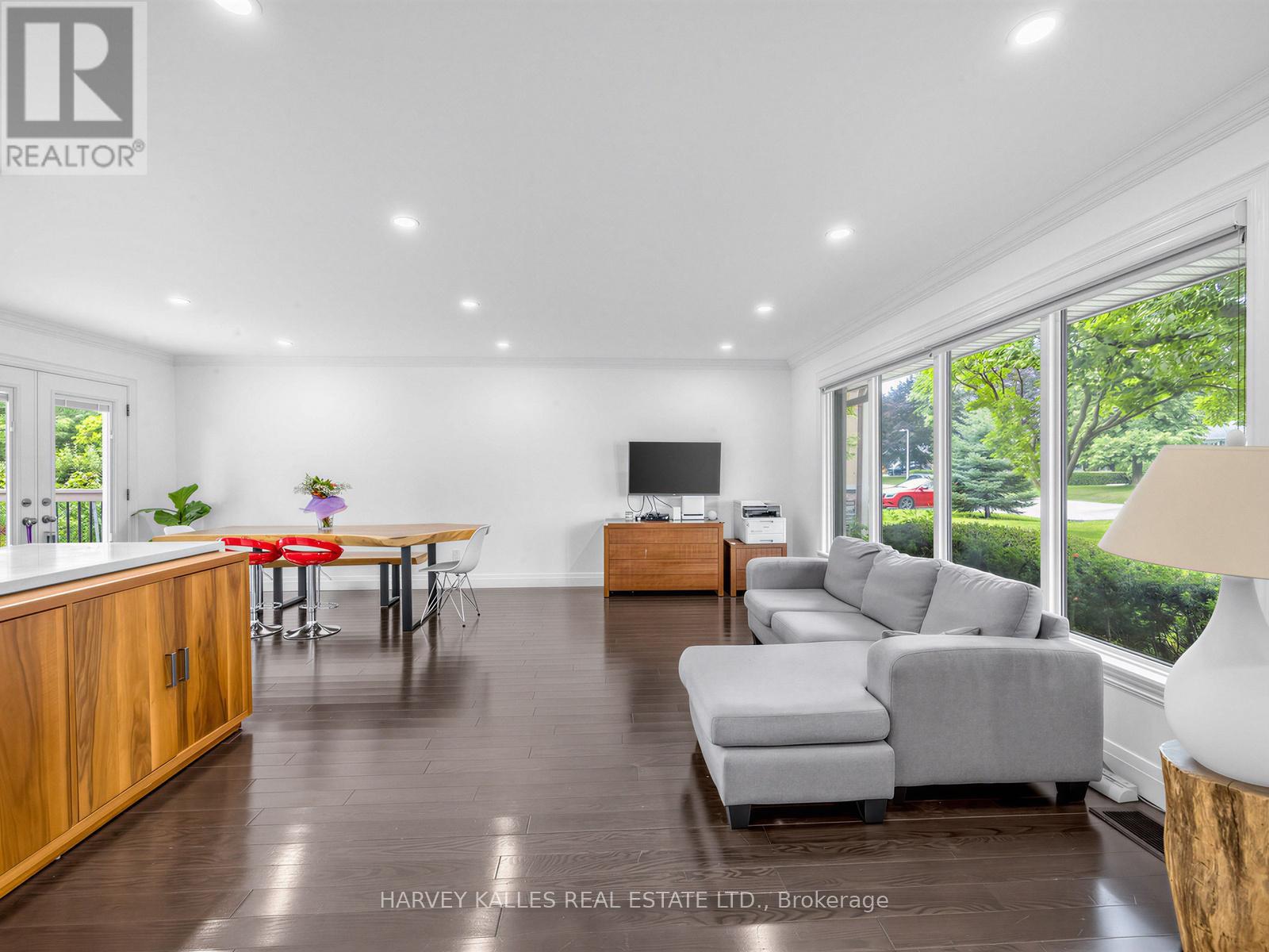 1228 PALLATINE DRIVE - 7