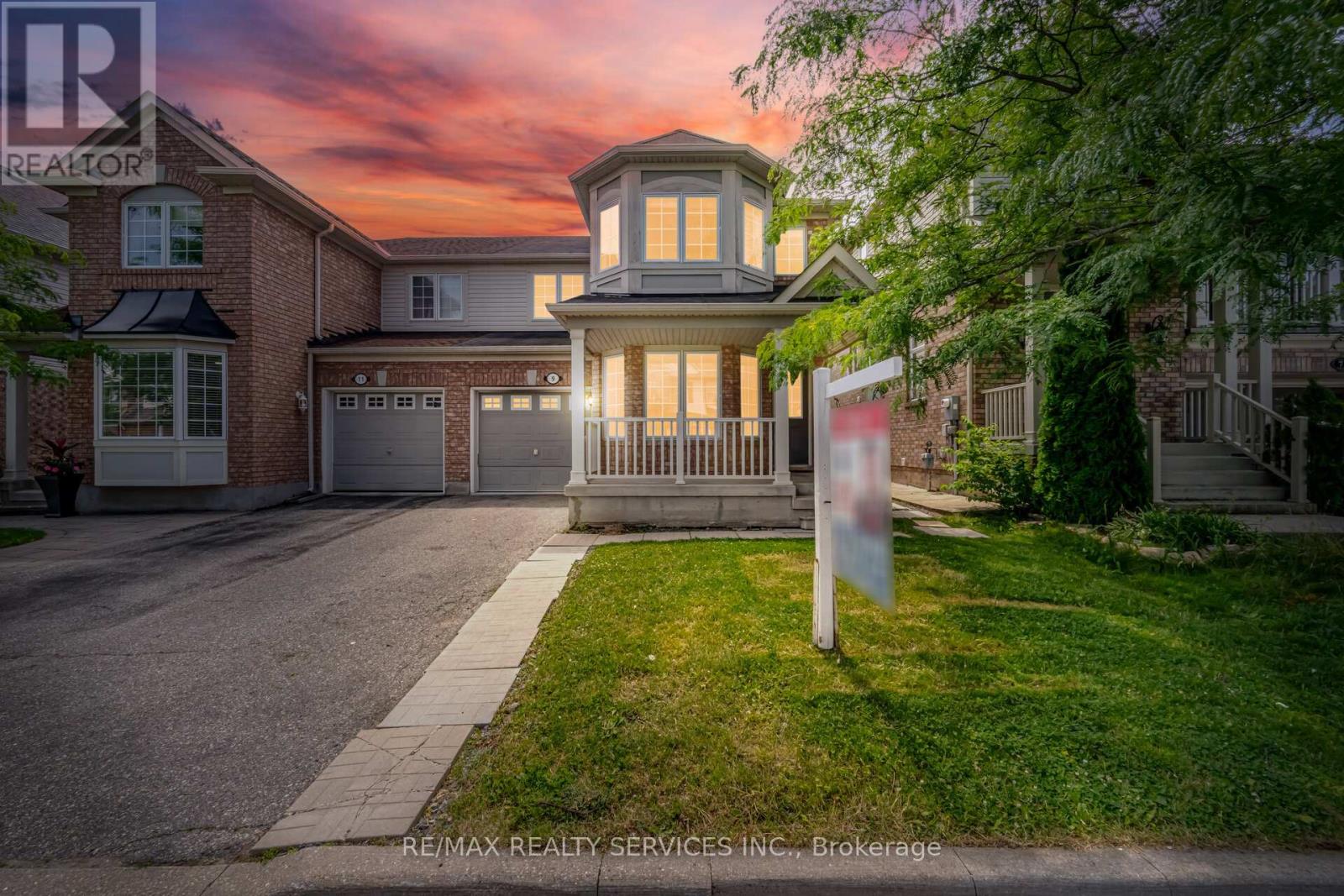 9 OLLIE AVENUE - 1