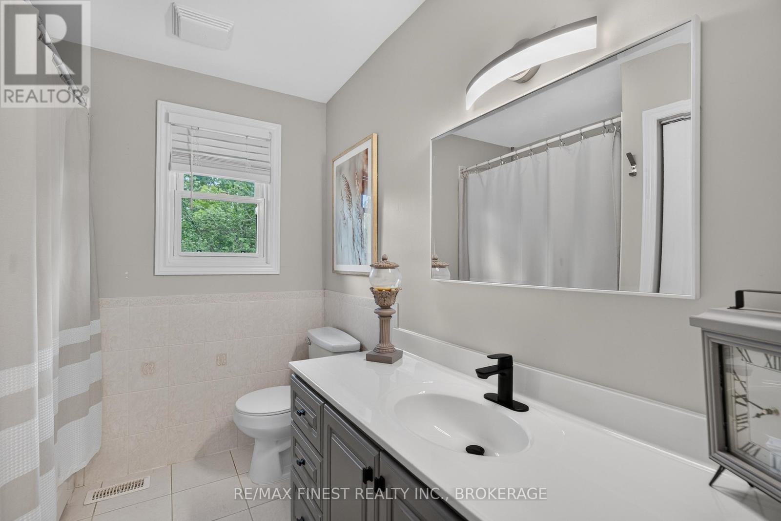 35 KELLER DRIVE - Image 21