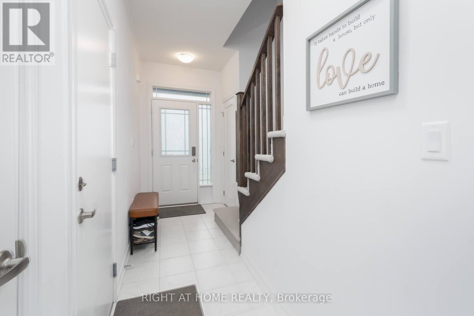 3-bedroom home for sale at 6 BRODDY AVENUE, Brantford ON · photo 7 of 37