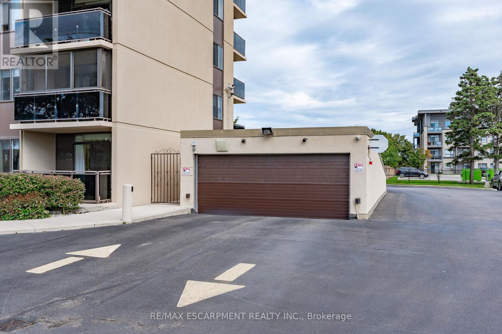 #703 301 FRANCES AVENUE - 43